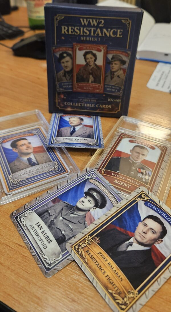 Box 12 karet/ Resistance WW2. Předobjednávka